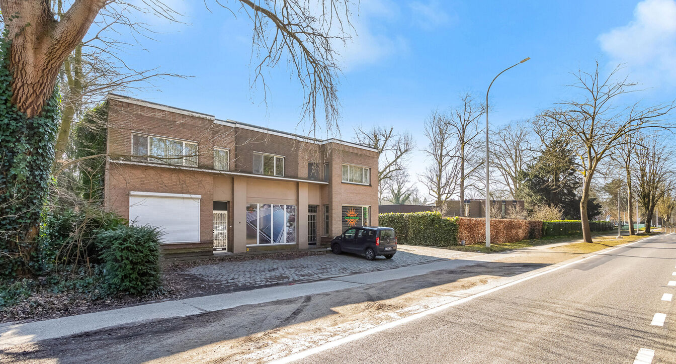 Gebouw voor gemengd gebruik te koop in Vosselaar